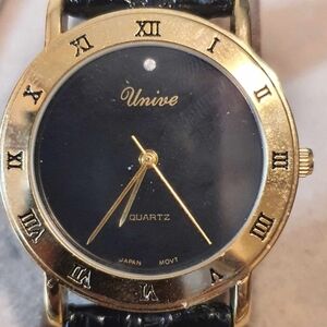 🦋10/$20🦋 Unive Goldtone Black Leather Women's Watch